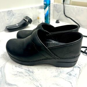 Dansko Ladies clogs
